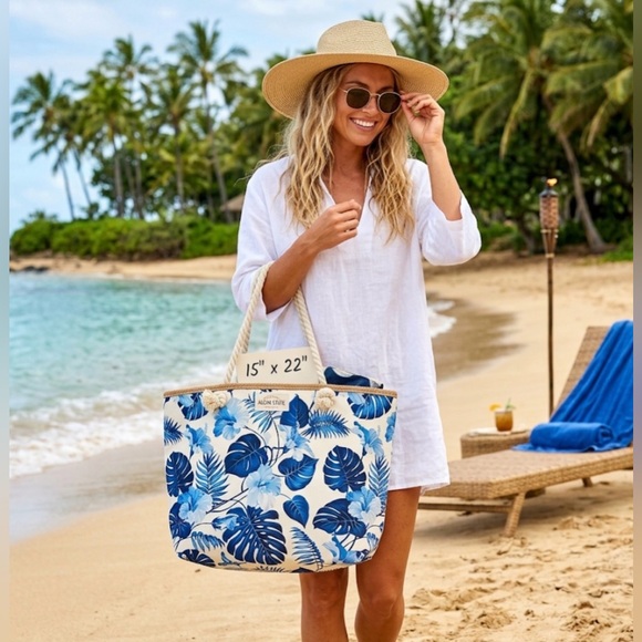 Handbags - Beach Tote Bag x blue and white tropical print beach tote bag with rope handles